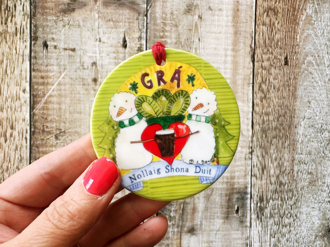 Gra Claddagh Snowmen Gaeilge Happy Christmas Ceramic Decoration (not personalised)