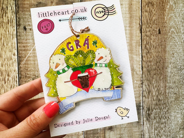Grá Claddagh snowmen Wooden Hanging Christmas Decoration