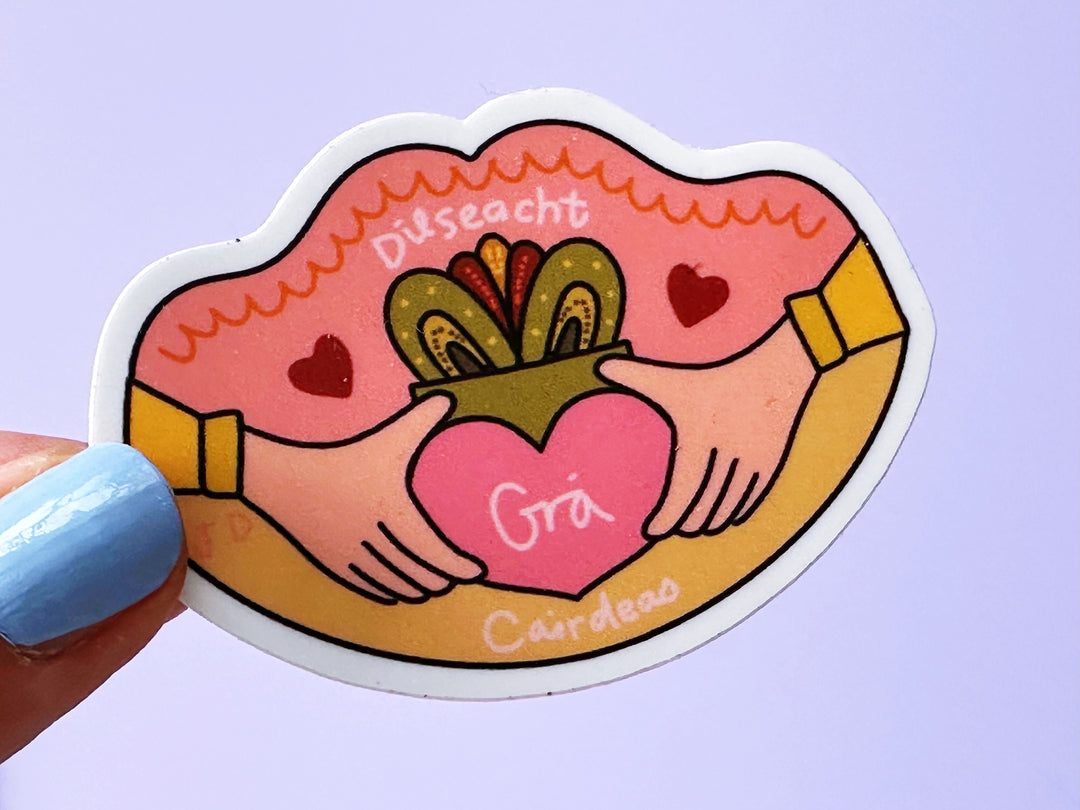 Claddagh Gra Matt Vinyl Sticker