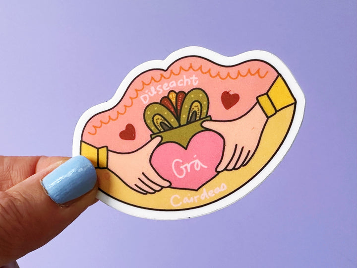 Claddagh Gra Matt Vinyl Sticker