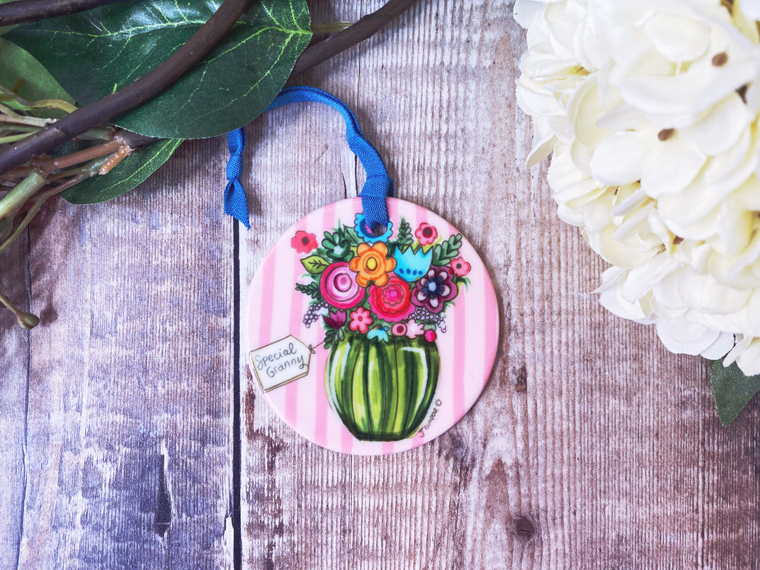 Special Granny Little Ceramic Hanging decoration