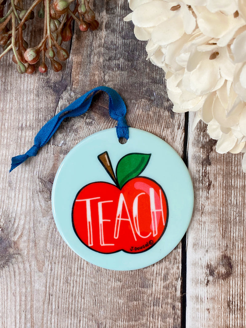 Teach Apple Little Ceramic Hanging Circle