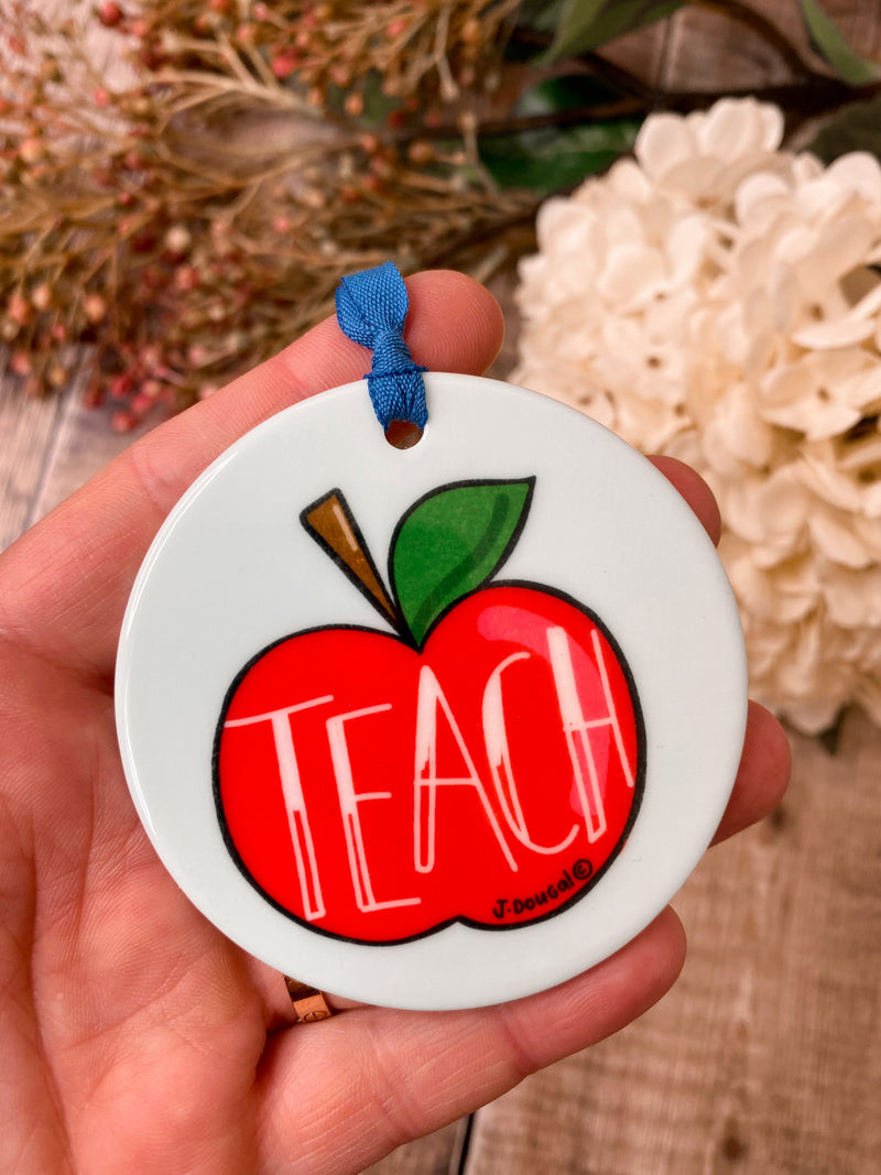 Teach Apple Little Ceramic Hanging Circle